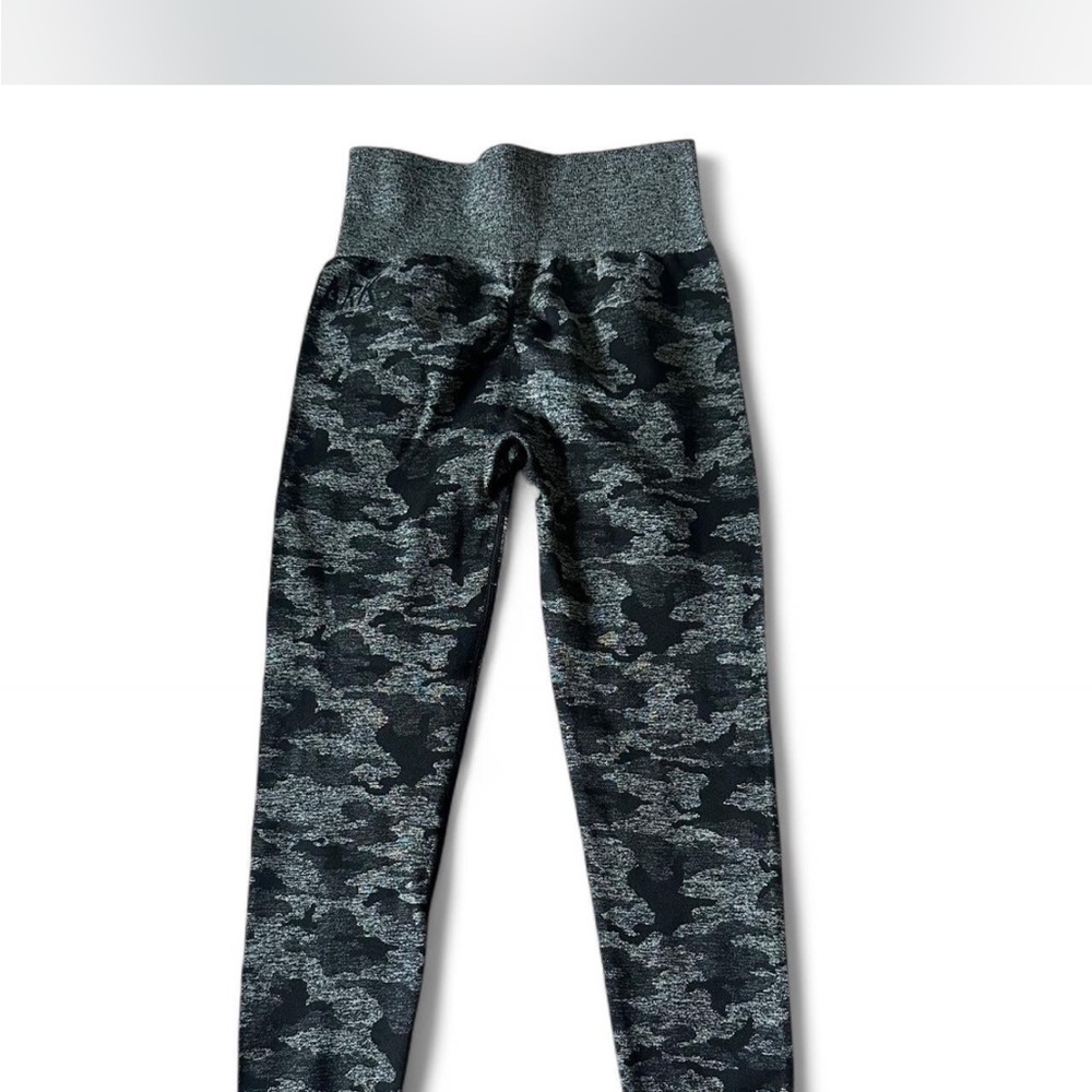 Gymshark Black Camouflage Leggings